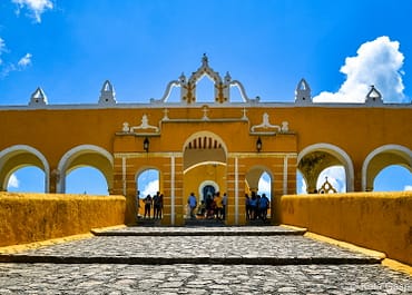 Izamal, a mangó színű mexikói város